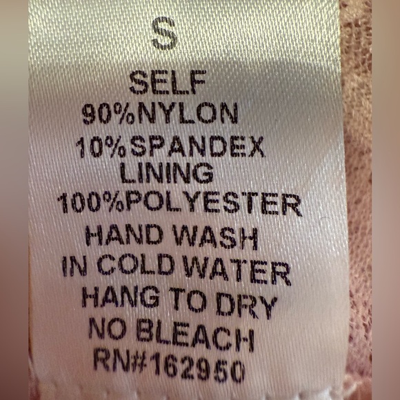 EUC Vintage Pretty Garbage Pink Floral lace Peplum Top Size Small - Picture 6 of 6